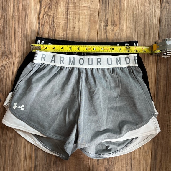 Under Armour Women's Play Up 3.0 3 Inch Short pair of 2 gray & black size xsmall - Picture 2 of 10